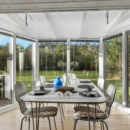 3 Bedroom Gorgeous In *